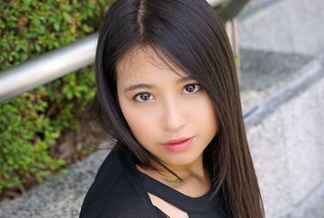 FC2 PPV 1006235 G-AREA見た目から完全にエロスな雰囲気を漂わせる「れな」ちゃんは巨乳家庭教師