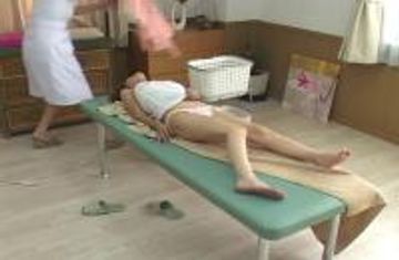 レズビアン・サービスのエステサロン　Part 4