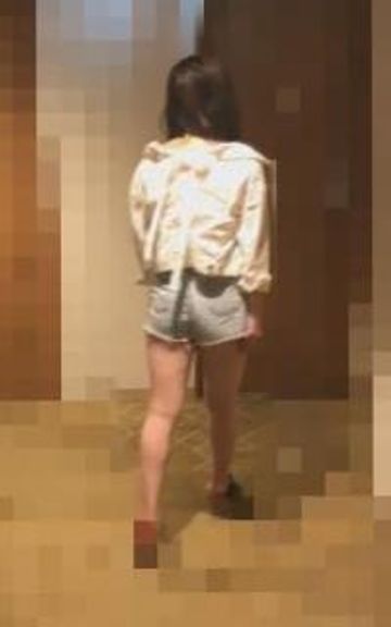 FC2 PPV 1171411 【無修正・高画質セット】19歳の若者に口説かせた美人人妻ハメ撮り！