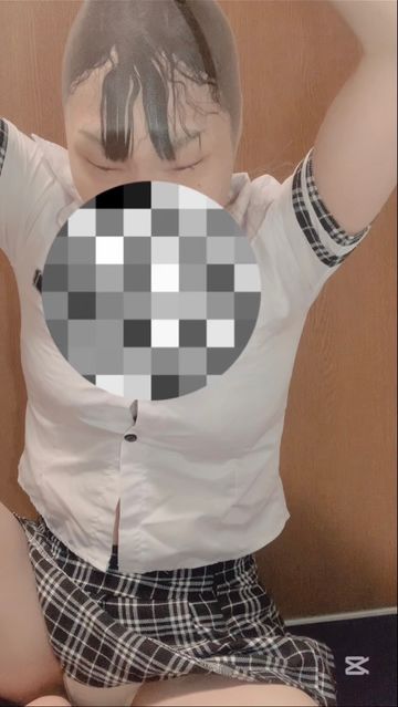 FC2 PPV 4788691 初！膝下ストッキングを被った状態で接写♡