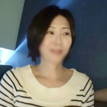 《中出し》白くて綺麗なGカップおっぱい！清楚なショートヘアー熟女◆他人棒に大股開いて大絶叫イキ！たっぷりマ●コに中出しされながら男と同時にイキ果てる…