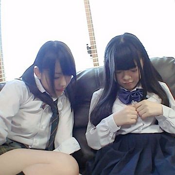 【傑作】生活のためマンコを酷使する双子の天使。感度の良い方選んで生ハメザーメン大量射精