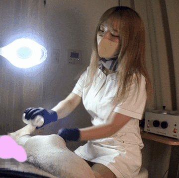 脱毛サロンのセラピストさん指名が欲しくてスケベなサービスを始める