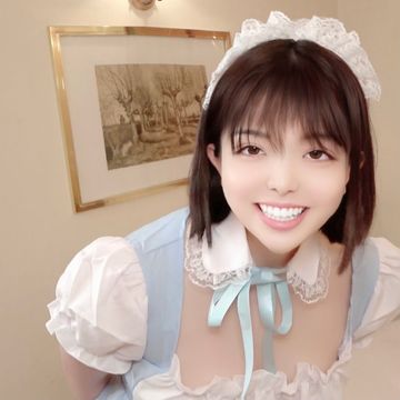 FC2 PPV 4793199 【300本限定】【3000pt → 300pt】18歳かなめちゃん、興奮すると潮吹いちゃいます！！