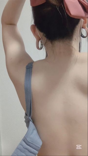 FC2 PPV 4765858 うなじ、背中フェチ向け！髪の毛を上げた後ろ姿♡（ショート動画）