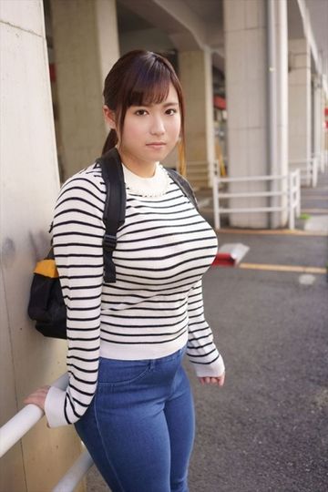 祝・国立大学合格!いざ上京して入学二日前に電撃AVDEBUT! 服装すげ～地味だけど頼まれると断れない隠れ爆乳、胡散臭い男の甘い言葉にあれよあれよと1日中出し3本番、短期間で劇的に変