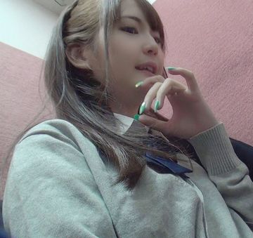 FC2 PPV 2120274 【個撮】今どきのキャバ嬢とギャル女子校生コスでイチャイチャ♪お小遣いＵＰで中出しまでOKしてくれた！