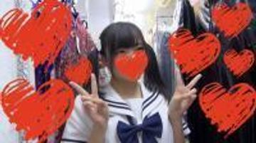 【素人動画】可愛いツルペタな女の子とショップの更衣室で商品の制服を試着させたままハメ撮り！-前編-