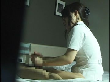 三行広告で見た本番交渉を断れない人妻派遣マッサージ店****！りえ