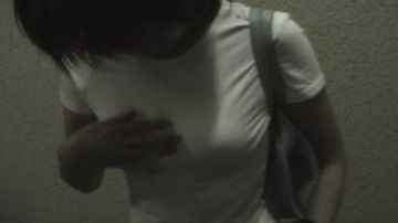 人前で露出したい願望がある変態女…！！　part6