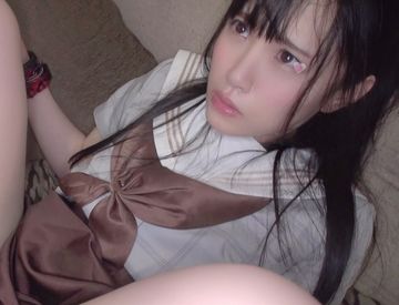 FC2 PPV 2487351 【個撮】家に連れ込まれた上京中の地方娘はおっさんのデカチンで初心マンコをかき回されて中出しされた！