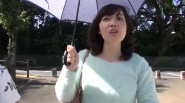 地元のドスケベ肉壺熟女…6