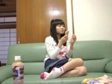 新鮮なワレメにちょっとイタズラ　36