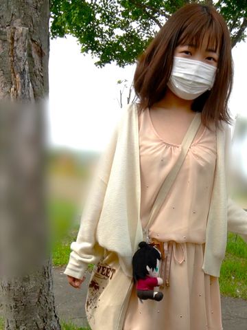声優事務所所属の新人声優・某アプリ公式生主のRちゃん 一年ぶり続編。彼氏くんの名前を出しながらの堂々托卵中出し