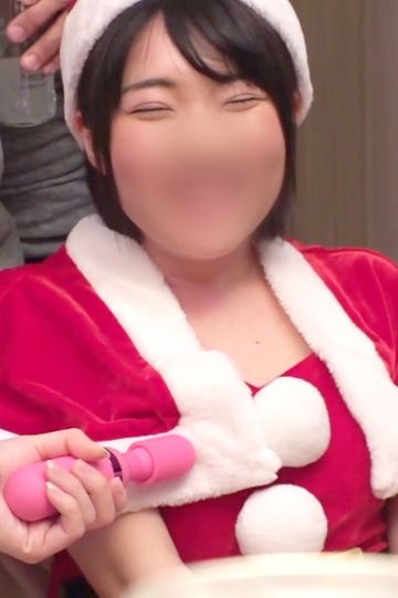 【個人撮影】出会いがなくて性欲が溜まっている看護**(20歳)♥ パイパンおまんこひたすら刺激すると・・・♥