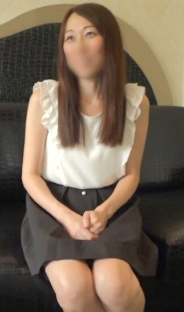 【個撮】落ち着いて上品な雰囲気たっぷりの人妻(42) 感度抜群の剛毛マンコは数えきれないほど絶頂を迎えていました。