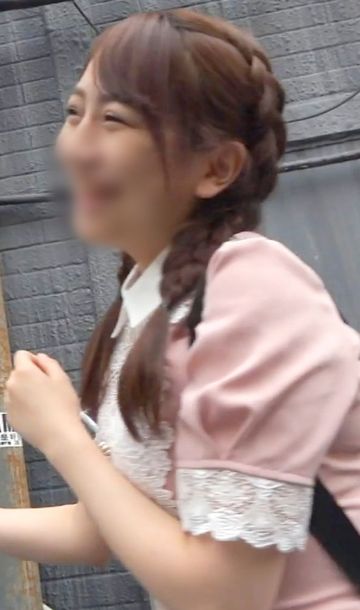 【個撮】アイドルのような可愛さがある女の子が超絶変態♥ ギャップに興奮しながら一心不乱におまんこを突いて大量中出しまで**ちゃいました！