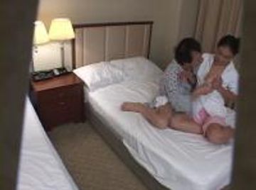 どスケベ人妻が働く出張マッサージ！File.10