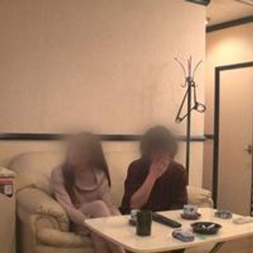 FC2 PPV 862789 【無碼ｘ個人攝影】人妻愛奴1號　千鈞一髮!?趁老公外出買東西時跟他老婆做愛。