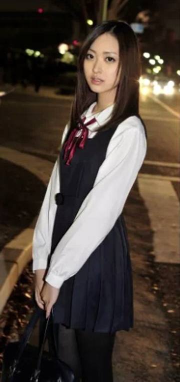 【前編】黒髪清楚で可愛い制服さんが黒パンスト白パンツで最高です。【タイムセール】
