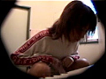 熟女恥態トイレ**4カメ3マルチアングル　１ RKS-018