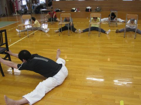 誰でも三ヶ月で股割がペッタンコになる方法