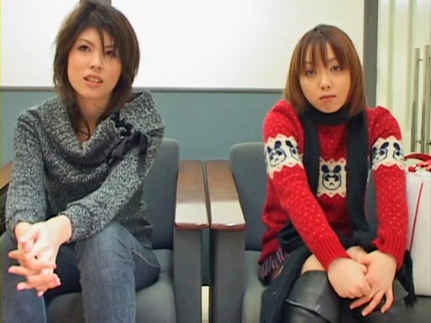 素人お*さん2人と一緒にオナニーの見せ合いっこ