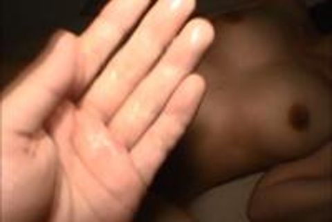 【素人投稿】ナンパして自室に連れ込んだ人妻とのプライベート動画7分間