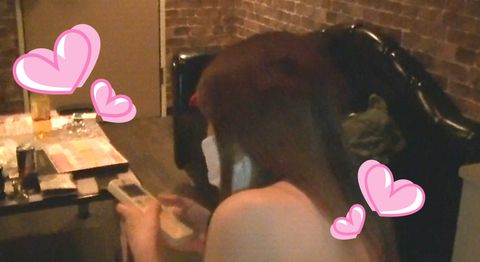【FC2限定販売】バーテンのひなちゃんを口説いてセックス＠無臭