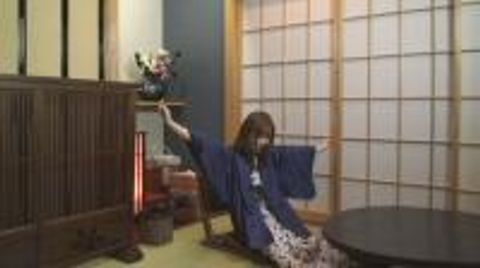 一人温泉旅でオナニーをしていたら、知らぬ間に覗かれていてヤラレちゃいました!!