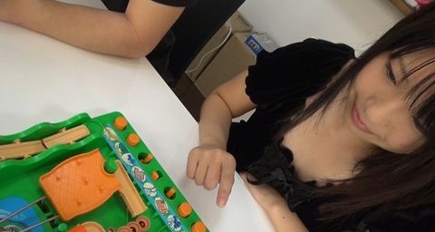 レトロボードゲーム部■オタサーの姫に男2人でリア充プレイを要求■性感帯クイズ