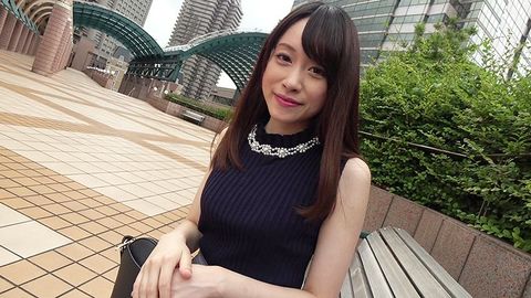 G-AREAパッと見上品お嬢様の雰囲気が漂う「ゆうは」ちゃんは大人なっぽい美乳OL