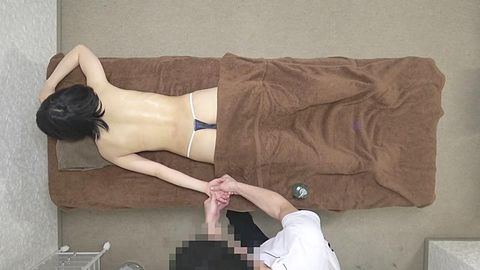 【無/本編ムフフ】むっつりで剛マン毛なちっぱい嬢ご来院！終始目を瞑ったままエロマに身を任せ快楽を貪り、しかしチンコの位置は的確に把握しにぎにぎパックンチョしまくりでSP即決定ですぅ～！