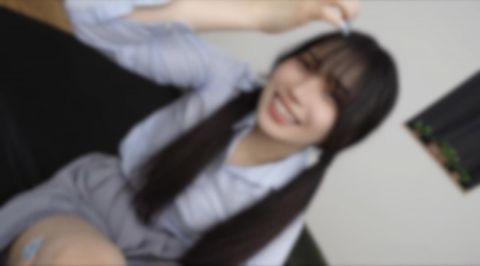 【顔出し】【6P】汚れてく19歳。純無垢なお嬢の膣内に代わる代わる生ペニス挿入。初めての経験に動揺し緊張、嫌々ながらもカラダは正直で静かに喘ぐ。。。