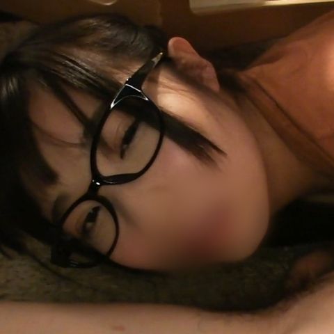 【清楚な**大生】メガネをかけたマジメな美乳**。物静かすぎるけど趣味になるとじょうぜつになっちゃうｗ