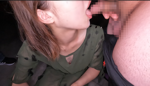 【完全素人野外複数****】夏の人気のない公園のベンチではるちゃんにファンの方と****ました