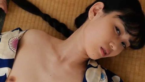 GRED-01037　ワタシをナメテ　吉川瞳美
