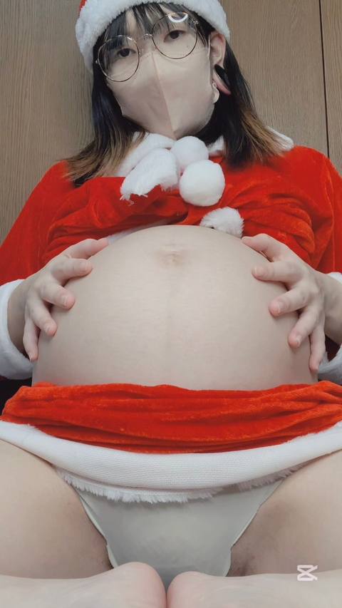 妊婦サンタのボテ腹晒し着衣オナ♡