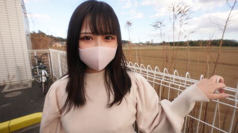 完全顔出し！超有名メイド喫茶勤務の、１８歳、現*役**大生！！初野外SEX、１m先で歩行者が行き交う脇道で、連続イキ倒れ！NTR、裏切り、中出し２回戦『個人撮影』個撮４０９人目