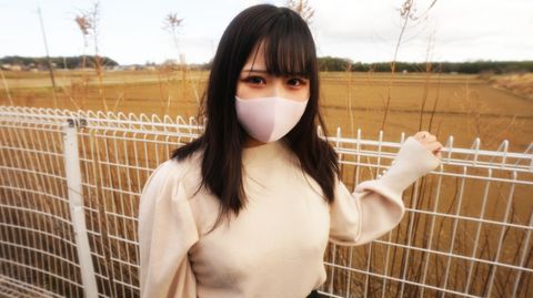完全顔出し！超有名メイド喫茶勤務の、１８歳、現*役**大生！！初野外SEX、１m先で歩行者が行き交う脇道で、連続イキ倒れ！NTR、裏切り、中出し２回戦『個人撮影』個撮４０９人目