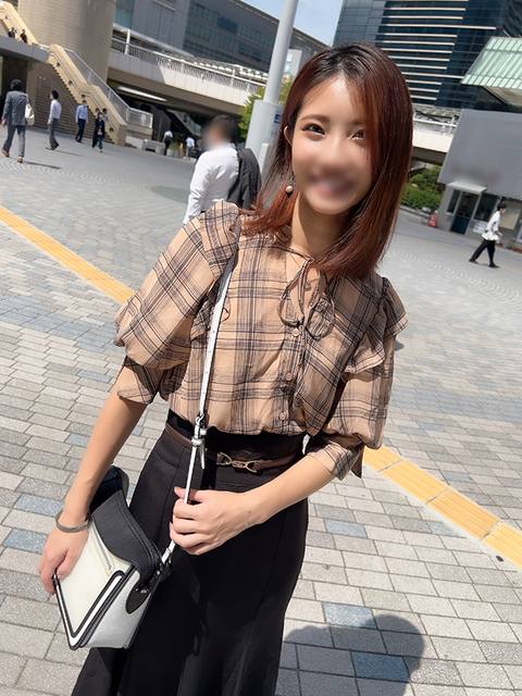 ★ぼ乳が飛び出る「Bカップ」貧乳むすめ★ちはる・21歳★愛汁まみれのスケベまんこに濃厚精*を大量発射しました