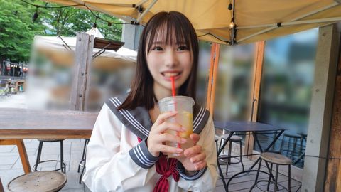 【イキ汁ビシャー！！】アイドル顔負けの激カワがーるがデカチンコに感激しながら大量潮吹き！！イキ続けるエロマンコに大量中出しのプレゼント！！【シーツがビショビショ】