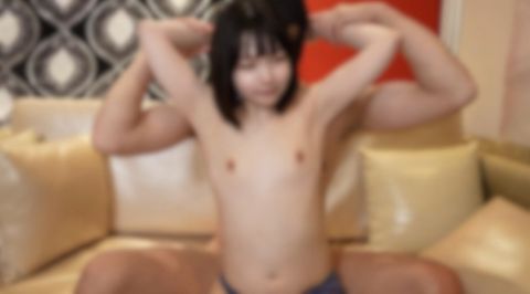 本日迄！半額！！【初撮り】【顔出し】低身長の女良を侵す背徳的快感。144cm.ちっぱい.デカ尻の三拍*が揃いました。公園で野外フェラ、その後はプリプリで肉感の強い土手マンコに大量中出し。2射精