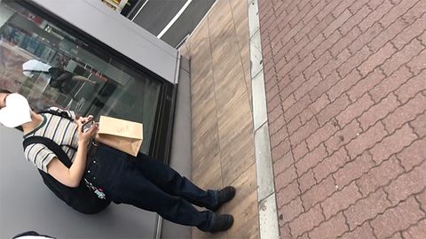 ふみ19歳・生・顔射。マジで地味*ほど言いなりでエロい！　勇気を出して最初で最後の生ハメ販売に挑戦！（029）