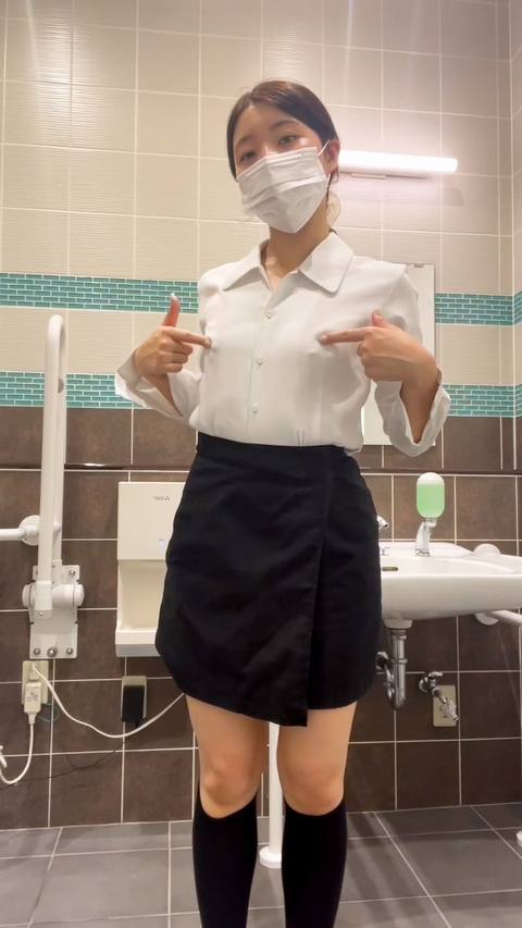 清楚剛毛人妻が帰宅時もノーブラチクポチで我慢できずにビクビク痙攣本気イキオナニー１９