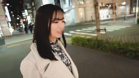 ガチヤバ！卑猥すぎる剛毛まんこのアラサー美人奥様・30歳⇒性欲が強すぎてマチアプ不倫の常習犯⇒痙攣しながらイキ潮噴射『まゆさん』