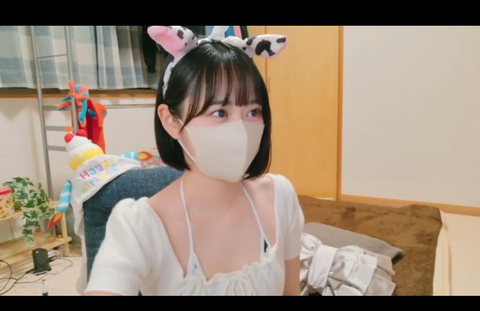 『トータル２時間オーバーの２部作！完全顔出し！牛さんのコスプレオナニー！』