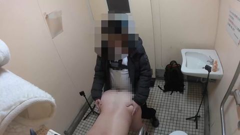 【イキ狂い】住宅街の中の公園にある多目的トイレで撮ったハメ撮り【立ちバック】【2025-No05】