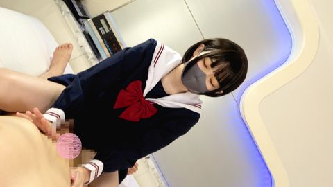 ５作、低身長美乳、わかちゃん、セーラー服で、中出しセックスハメ撮り動画、レビュー特典で無修正