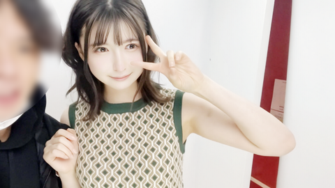 【初撮影】スレンダーながらも揺れる尻肉が最高なメイドカフェ店員19歳に中出し ※特典あり